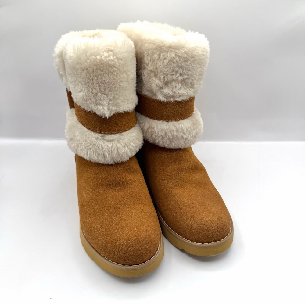 NEW Lands' End Suede
Winter Boots Faux Fur Sherpa
Buckle Trim Size 6B Snowdrift - Picture 6 of 8